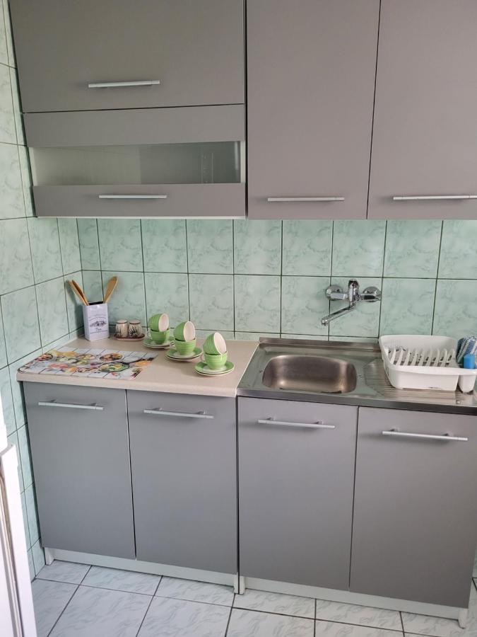 Apartament Sosnowy Z Parkingiem Torun Exterior foto